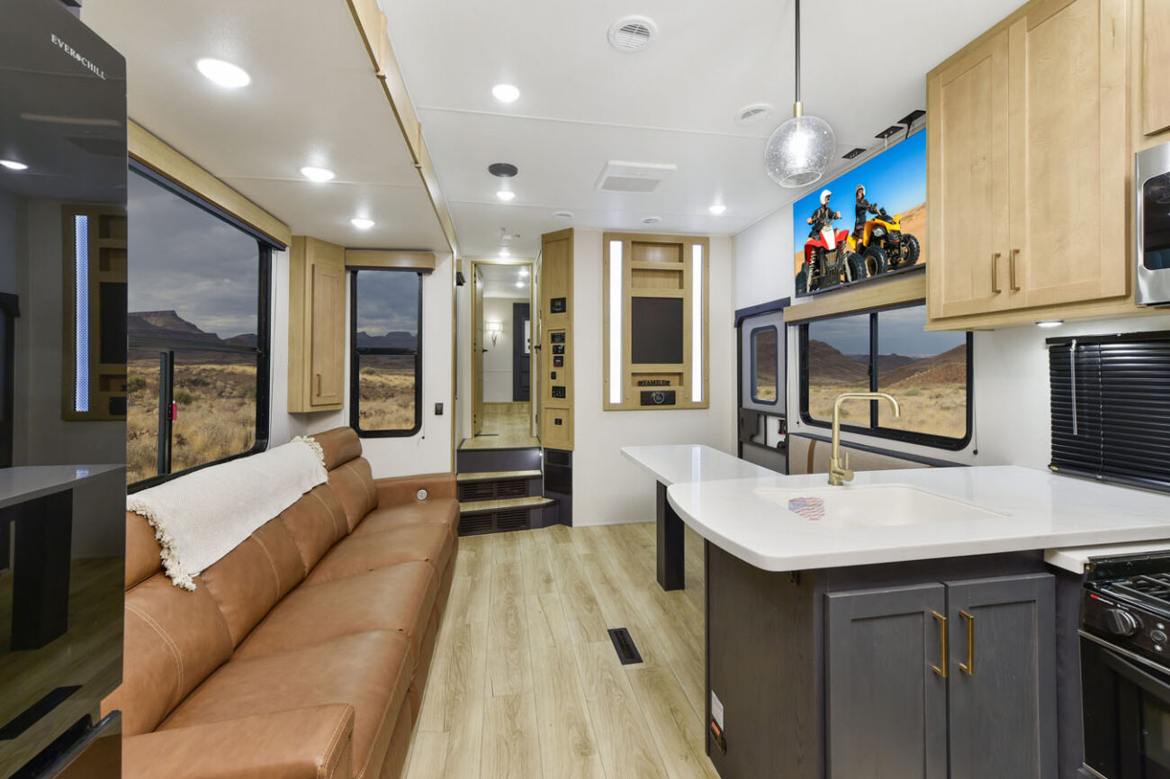 Torque Fifth Wheel Torque 371 Virtual Tour
