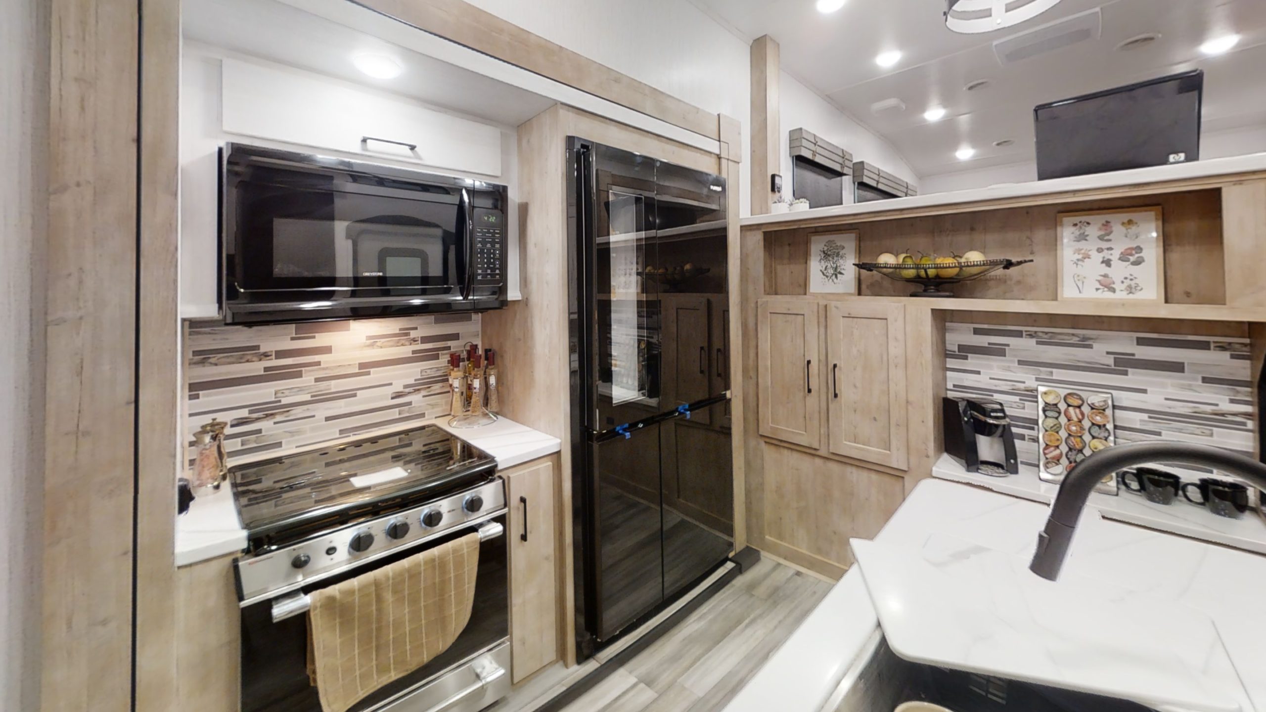 New Milestone fifth wheel 