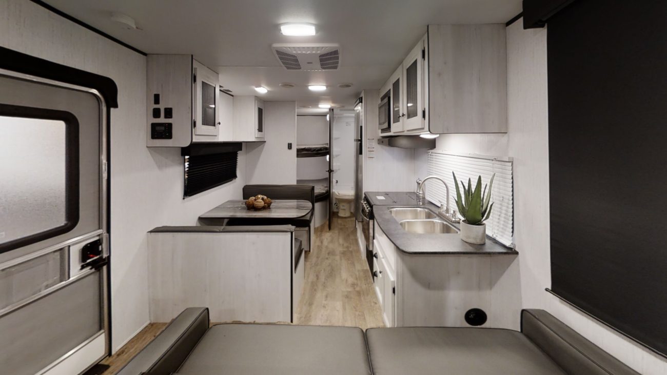 Trail Runner 251BH Virtual Tour