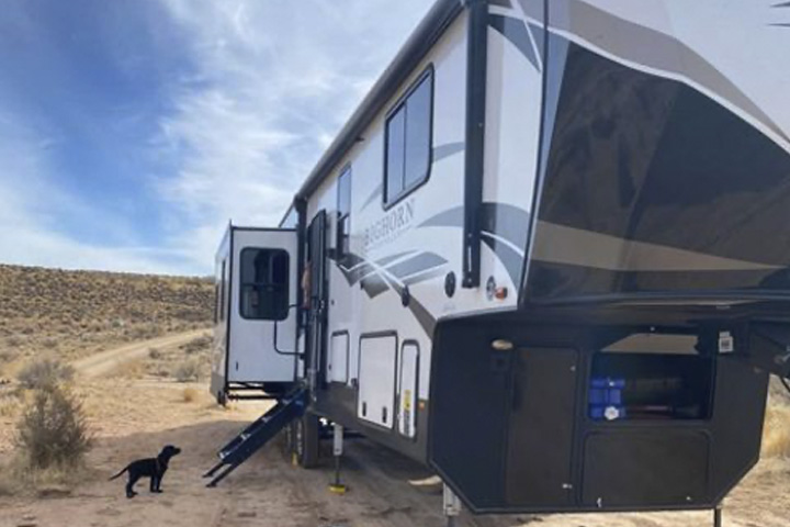 @evokeyouradventure Testimonial Image with RV