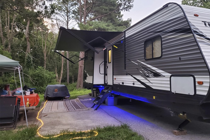 The Winemiller family Testimonial Image with RV