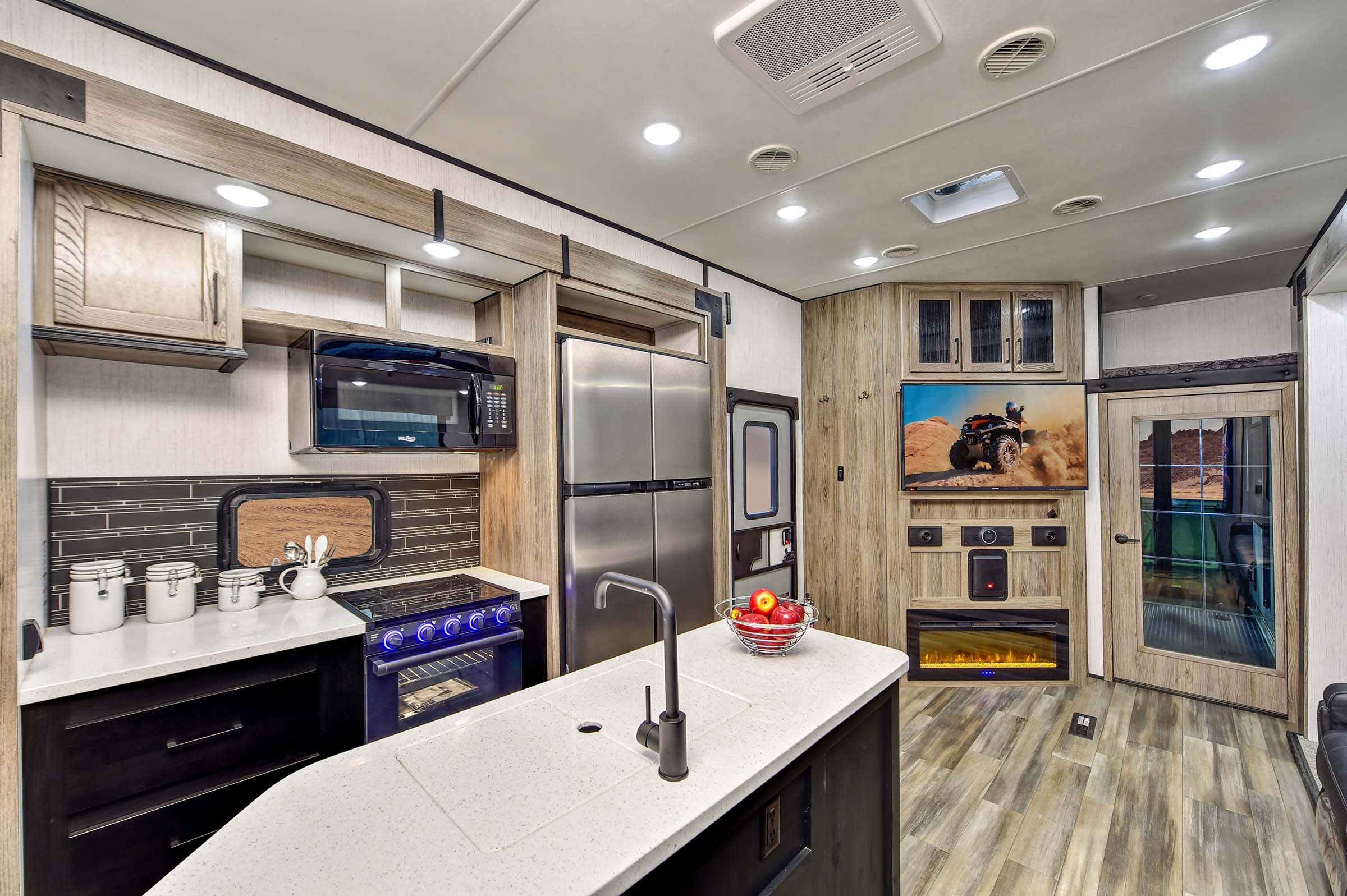 New Road Warrior toy hauler 