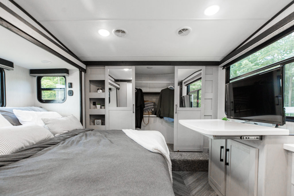 Maximize Sleeping Arrangements in your Heartland RV