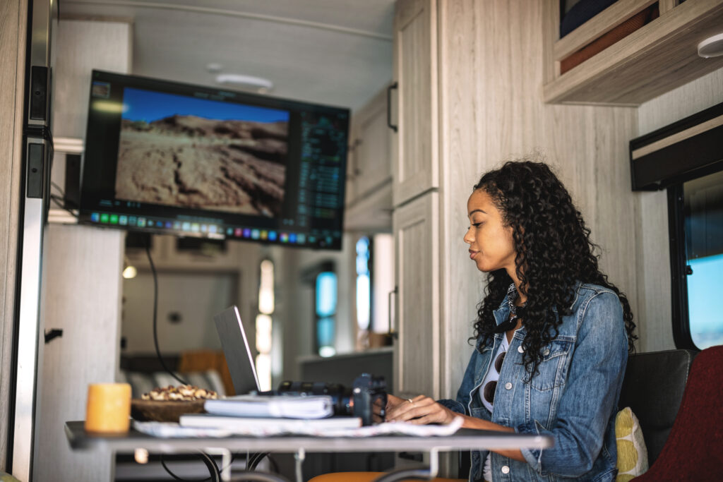 There are tons of helpful planning apps and tools to help make preparation easier. 