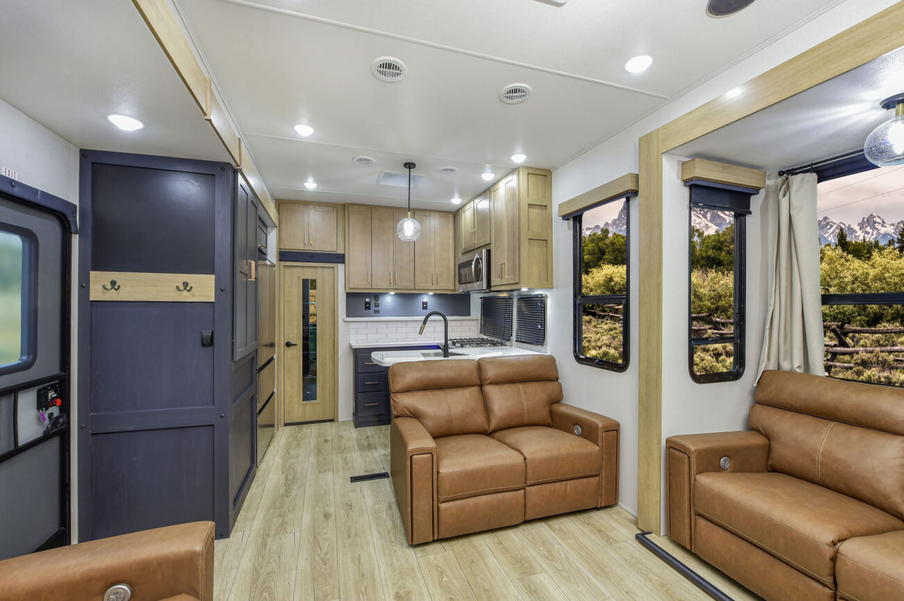 Cyclone 4006 Virtual Tour